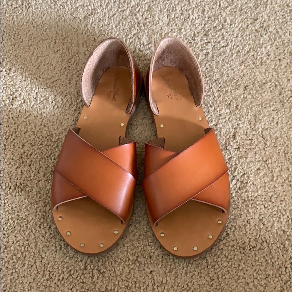 Tan open toe flats